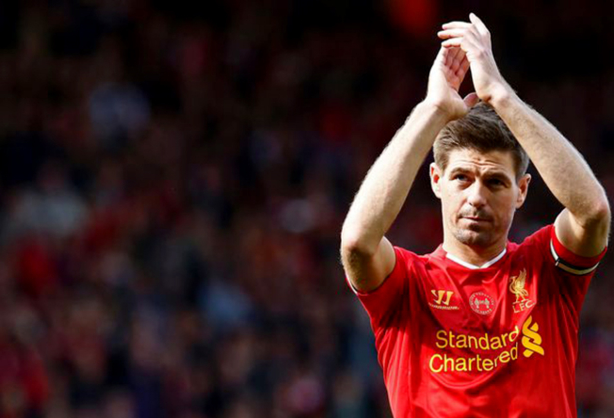 Após 19 anos no futebol, Steven Gerrard anuncia aposentadoria