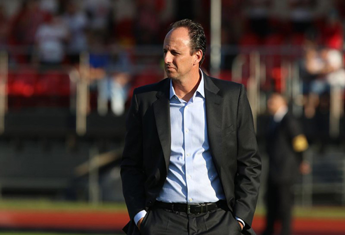 Rogério Ceni receberá R$ 5 milhões por ter sido demitido do São Paulo