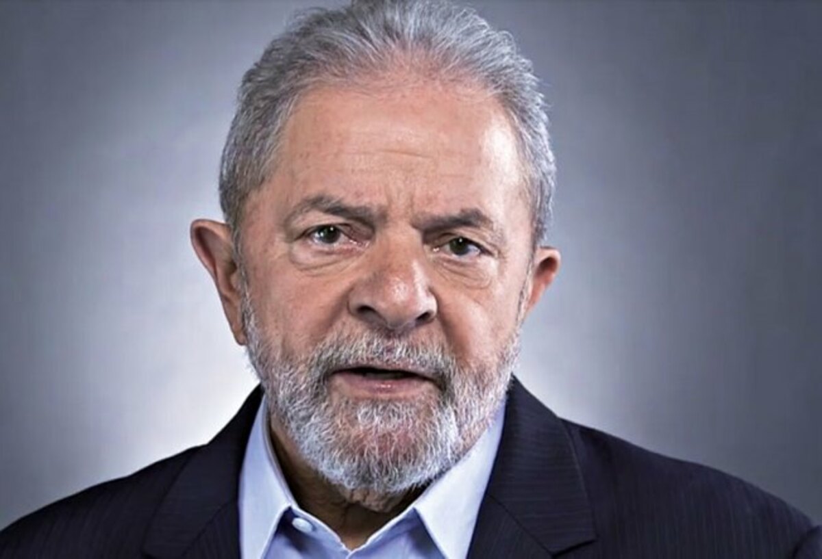 Moro decreta: Lula é condenado a nove anos e meio de prisão