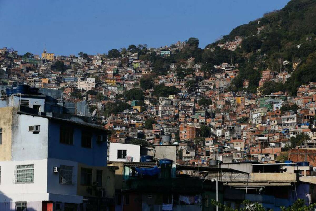 Moradores da Rocinha vivem “lei do silêncio”