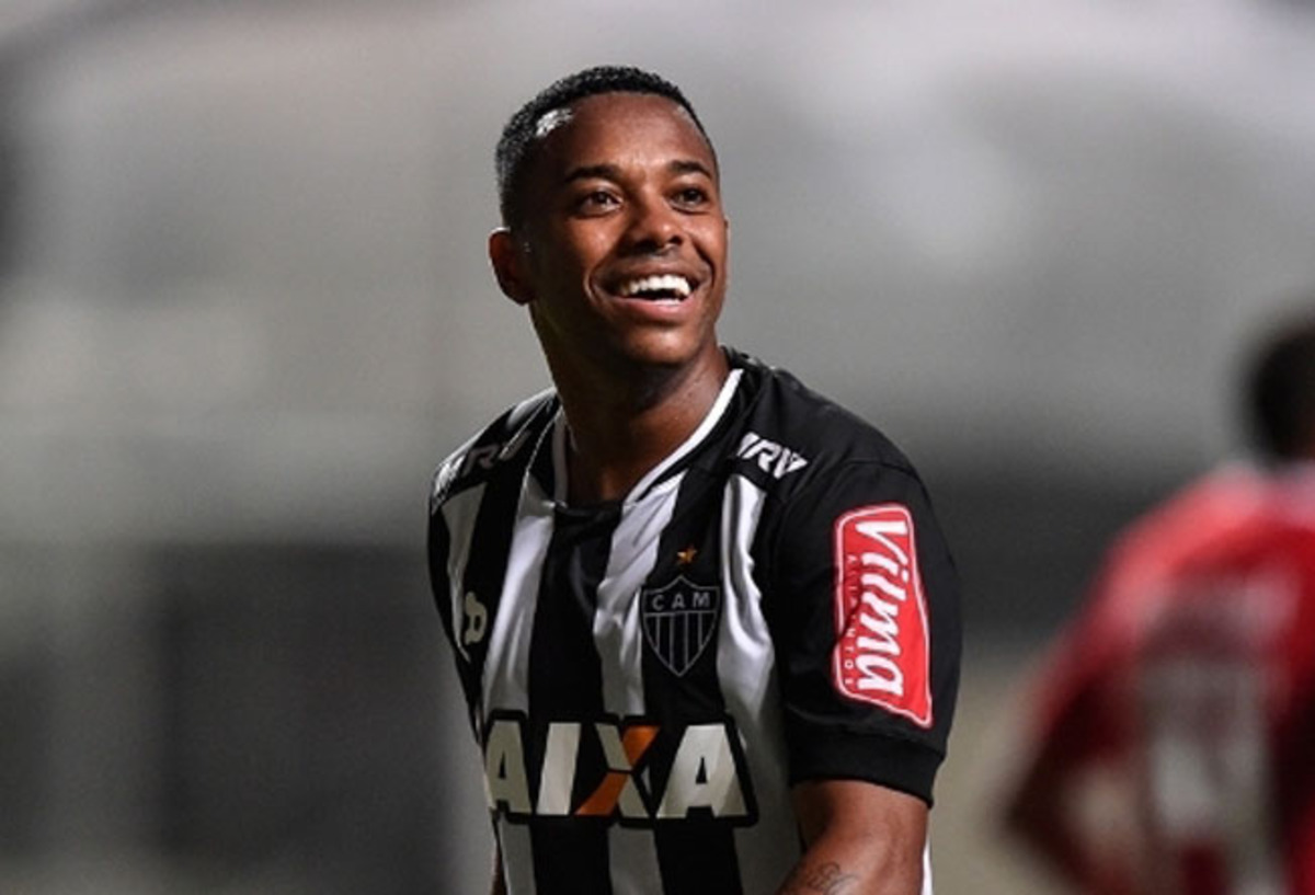 Robinho aceita abrir negociações para voltar ao Santos