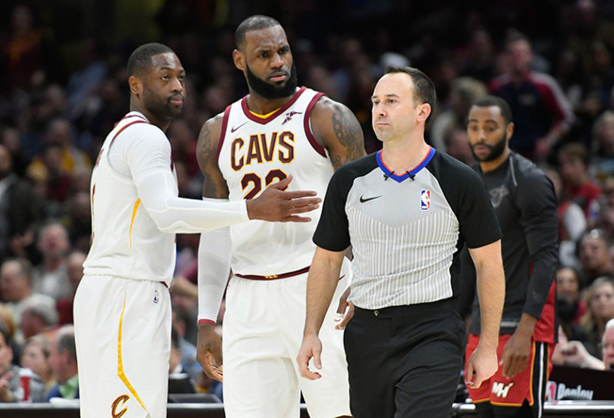 LeBron é expulso pela primeira vez na carreira