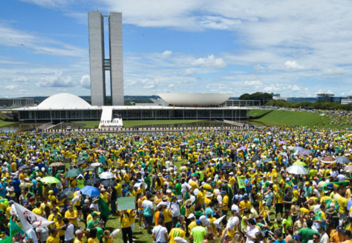 Brasil cai em ranking mundial de corrupção