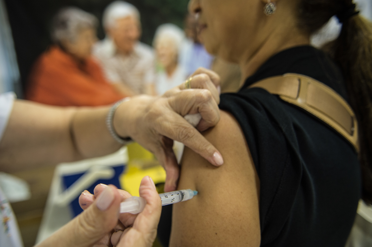 Governo pretende ampliar vacinações contra a febre amarela no país