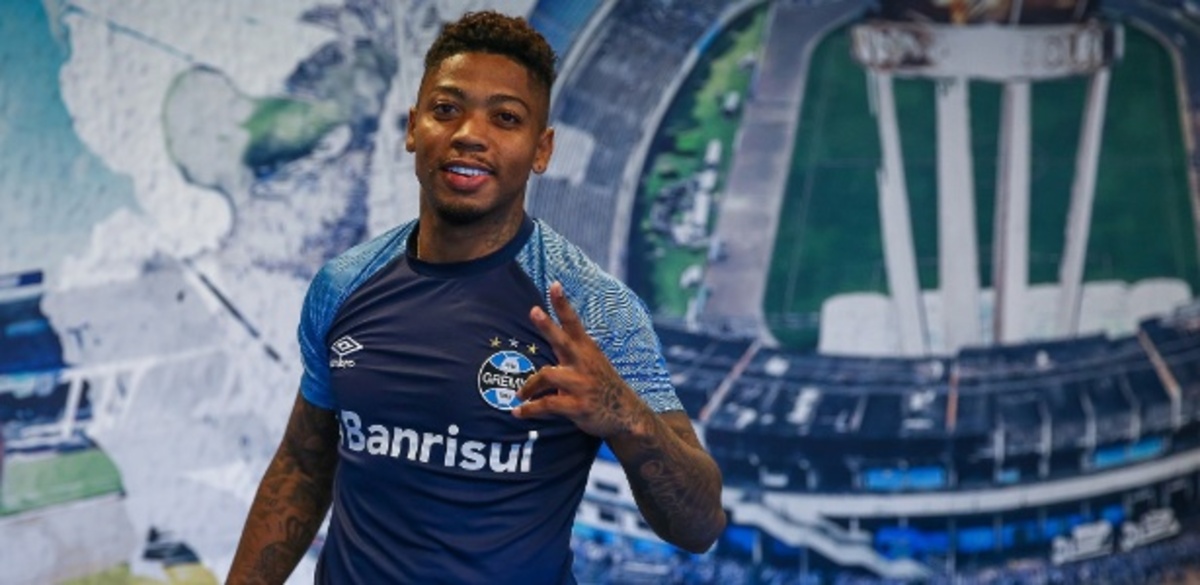 Grêmio anuncia contratação de Marinho