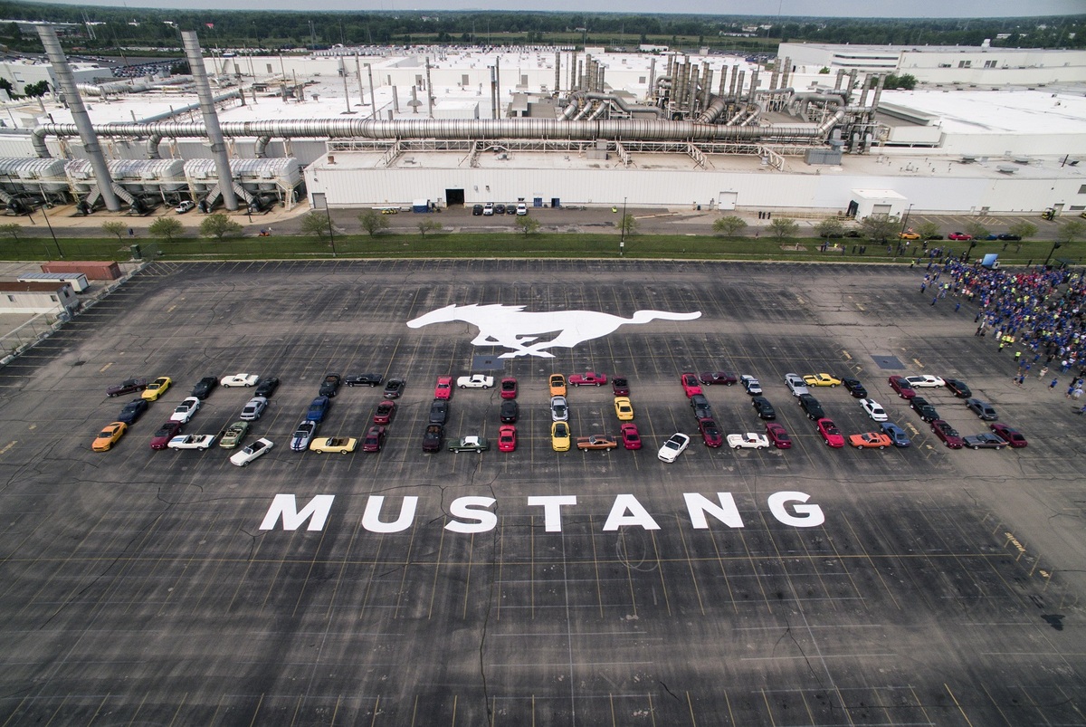 Ford celebra 10 milhões de unidades do Mustang produzidas